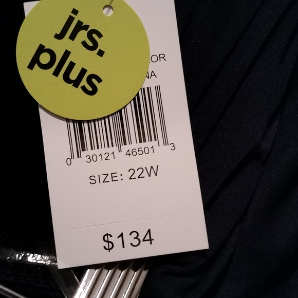 Women's Strapless Formal Dress - Picture 5 of 5